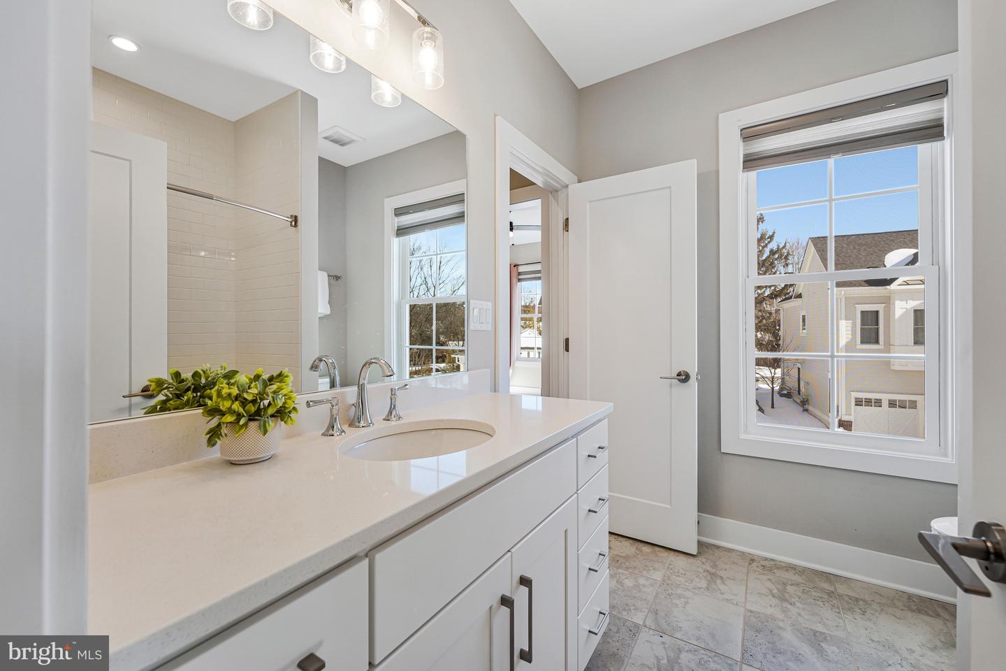 2838 CAMBRIDGE PARK PL, FAIRFAX, Virginia 22031, 5 Bedrooms Bedrooms, ,4 BathroomsBathrooms,Residential,For sale,2838 CAMBRIDGE PARK PL,VAFX2283136 MLS # VAFX2283136