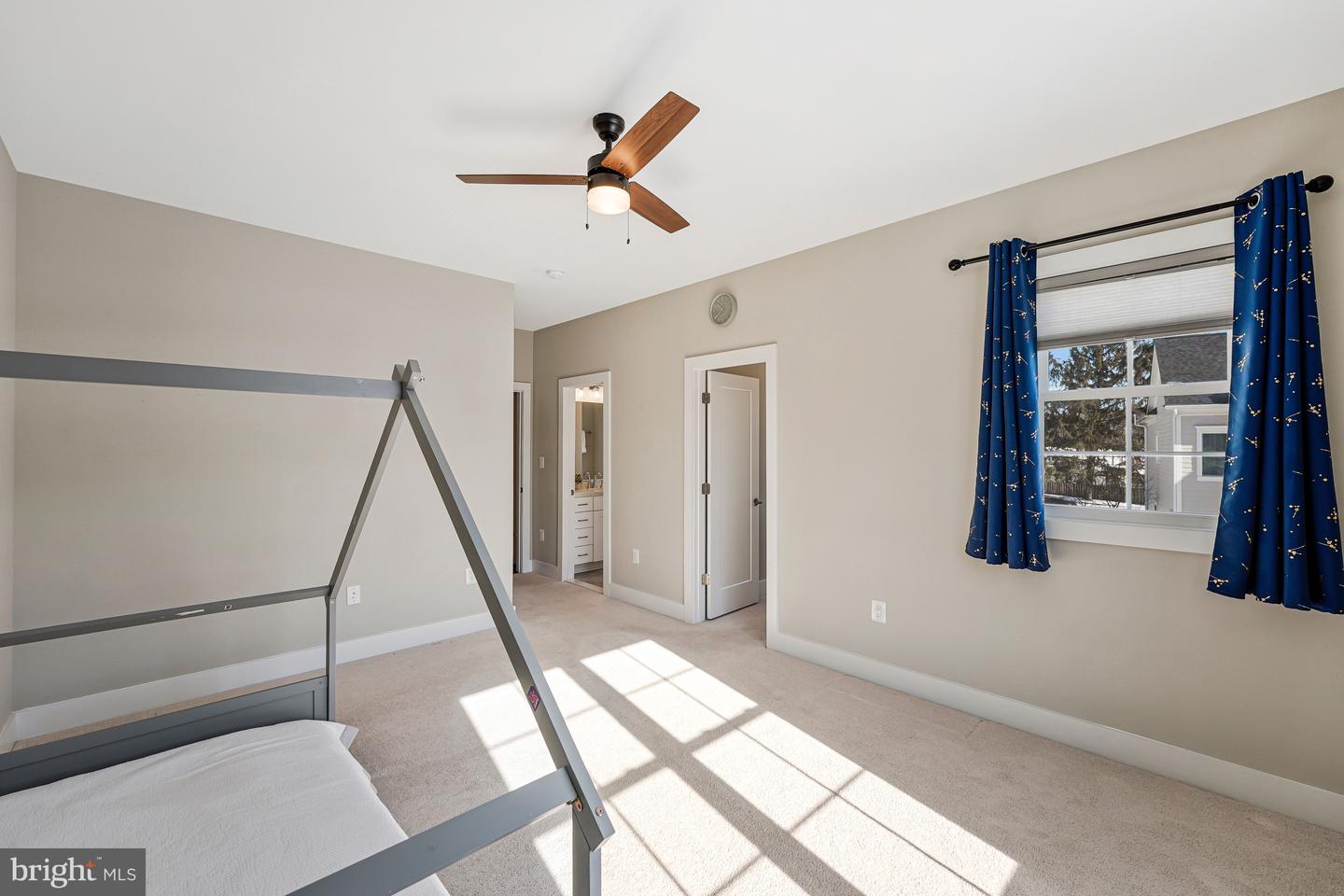 2838 CAMBRIDGE PARK PL, FAIRFAX, Virginia 22031, 5 Bedrooms Bedrooms, ,4 BathroomsBathrooms,Residential,For sale,2838 CAMBRIDGE PARK PL,VAFX2283136 MLS # VAFX2283136