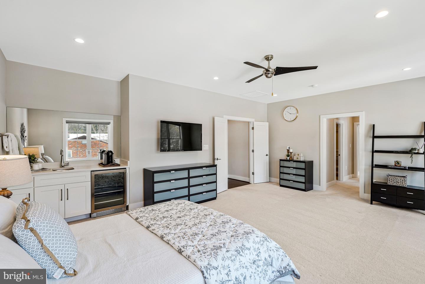 2838 CAMBRIDGE PARK PL, FAIRFAX, Virginia 22031, 5 Bedrooms Bedrooms, ,4 BathroomsBathrooms,Residential,For sale,2838 CAMBRIDGE PARK PL,VAFX2283136 MLS # VAFX2283136