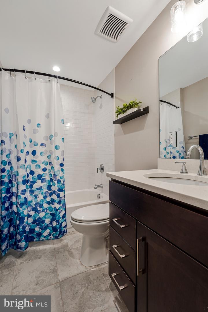 2838 CAMBRIDGE PARK PL, FAIRFAX, Virginia 22031, 5 Bedrooms Bedrooms, ,4 BathroomsBathrooms,Residential,For sale,2838 CAMBRIDGE PARK PL,VAFX2283136 MLS # VAFX2283136