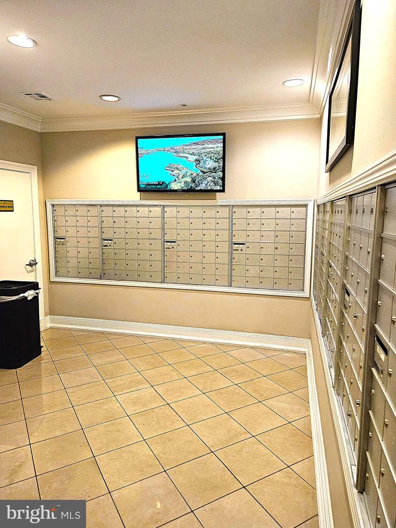 12000 MARKET ST #283, RESTON, Virginia 20190, 2 Bedrooms Bedrooms, ,2 BathroomsBathrooms,Residential,For sale,12000 MARKET ST #283,VAFX2283144 MLS # VAFX2283144