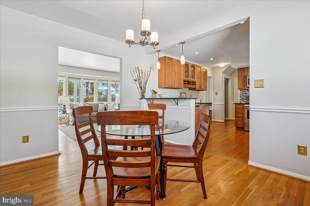 2412 CAVENDISH DR, ALEXANDRIA, Virginia 22308, 3 Bedrooms Bedrooms, ,2 BathroomsBathrooms,Residential,For sale,2412 CAVENDISH DR,VAFX2283444 MLS # VAFX2283444