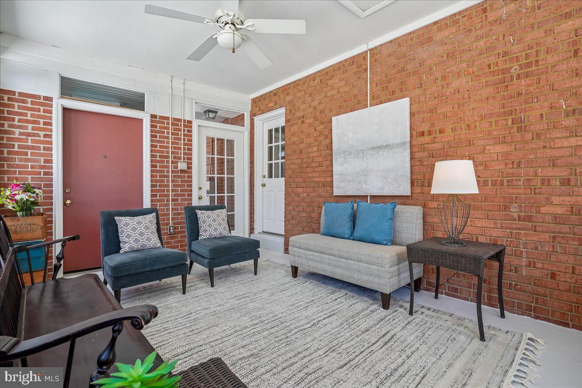 2412 CAVENDISH DR, ALEXANDRIA, Virginia 22308, 3 Bedrooms Bedrooms, ,2 BathroomsBathrooms,Residential,For sale,2412 CAVENDISH DR,VAFX2283444 MLS # VAFX2283444