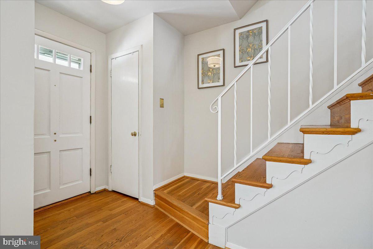 2412 CAVENDISH DR, ALEXANDRIA, Virginia 22308, 3 Bedrooms Bedrooms, ,2 BathroomsBathrooms,Residential,For sale,2412 CAVENDISH DR,VAFX2283444 MLS # VAFX2283444