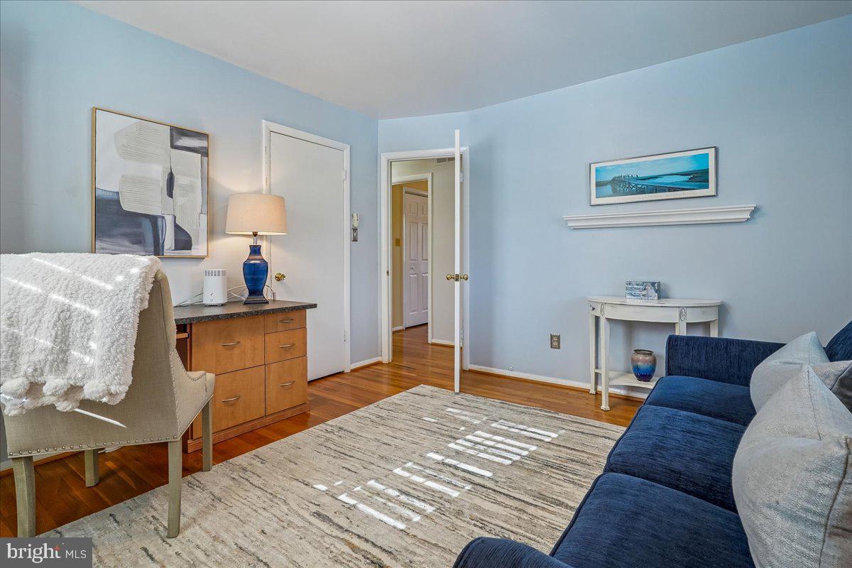 2412 CAVENDISH DR, ALEXANDRIA, Virginia 22308, 3 Bedrooms Bedrooms, ,2 BathroomsBathrooms,Residential,For sale,2412 CAVENDISH DR,VAFX2283444 MLS # VAFX2283444