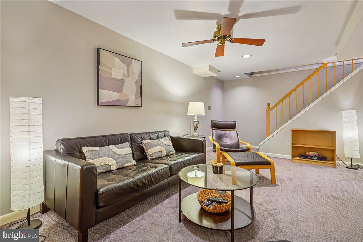 2412 CAVENDISH DR, ALEXANDRIA, Virginia 22308, 3 Bedrooms Bedrooms, ,2 BathroomsBathrooms,Residential,For sale,2412 CAVENDISH DR,VAFX2283444 MLS # VAFX2283444