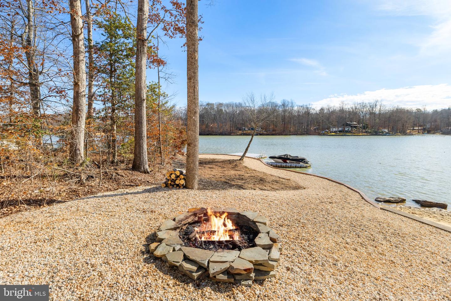 401 LAND 'OR DR, RUTHER GLEN, Virginia 22546, 4 Bedrooms Bedrooms, 1 Room Rooms,2 BathroomsBathrooms,Residential,For sale,401 LAND 'OR DR,VACV2009314 MLS # VACV2009314