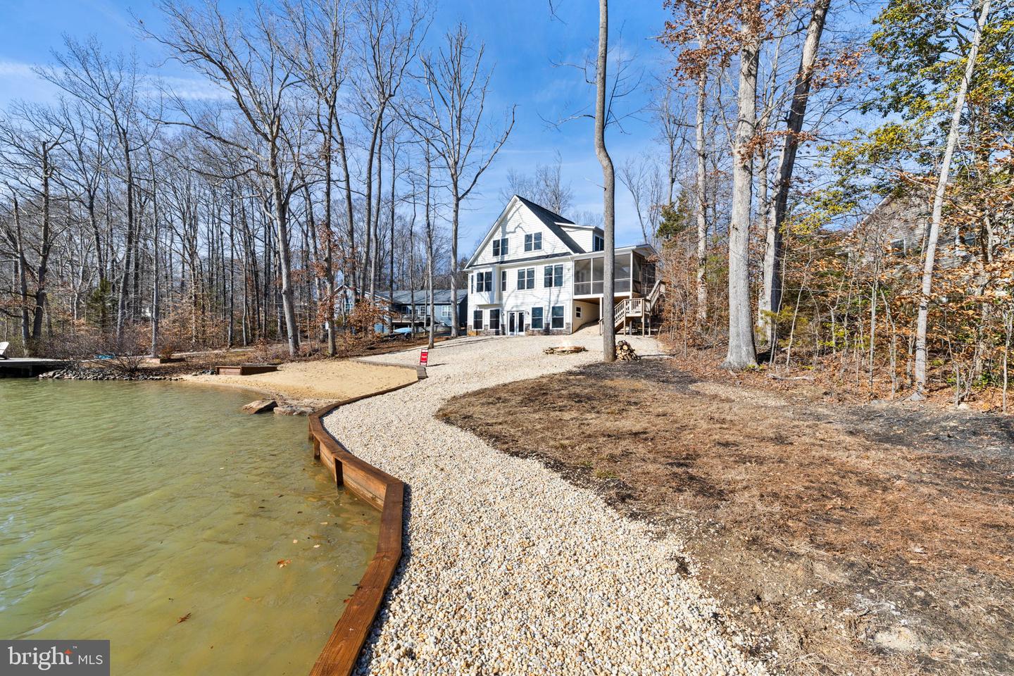 401 LAND 'OR DR, RUTHER GLEN, Virginia 22546, 4 Bedrooms Bedrooms, 1 Room Rooms,2 BathroomsBathrooms,Residential,For sale,401 LAND 'OR DR,VACV2009314 MLS # VACV2009314