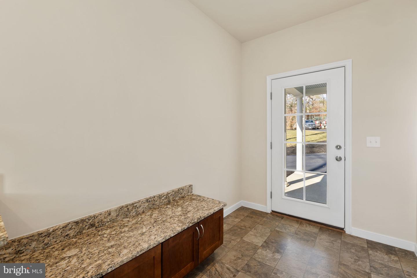 401 LAND 'OR DR, RUTHER GLEN, Virginia 22546, 4 Bedrooms Bedrooms, 1 Room Rooms,2 BathroomsBathrooms,Residential,For sale,401 LAND 'OR DR,VACV2009314 MLS # VACV2009314