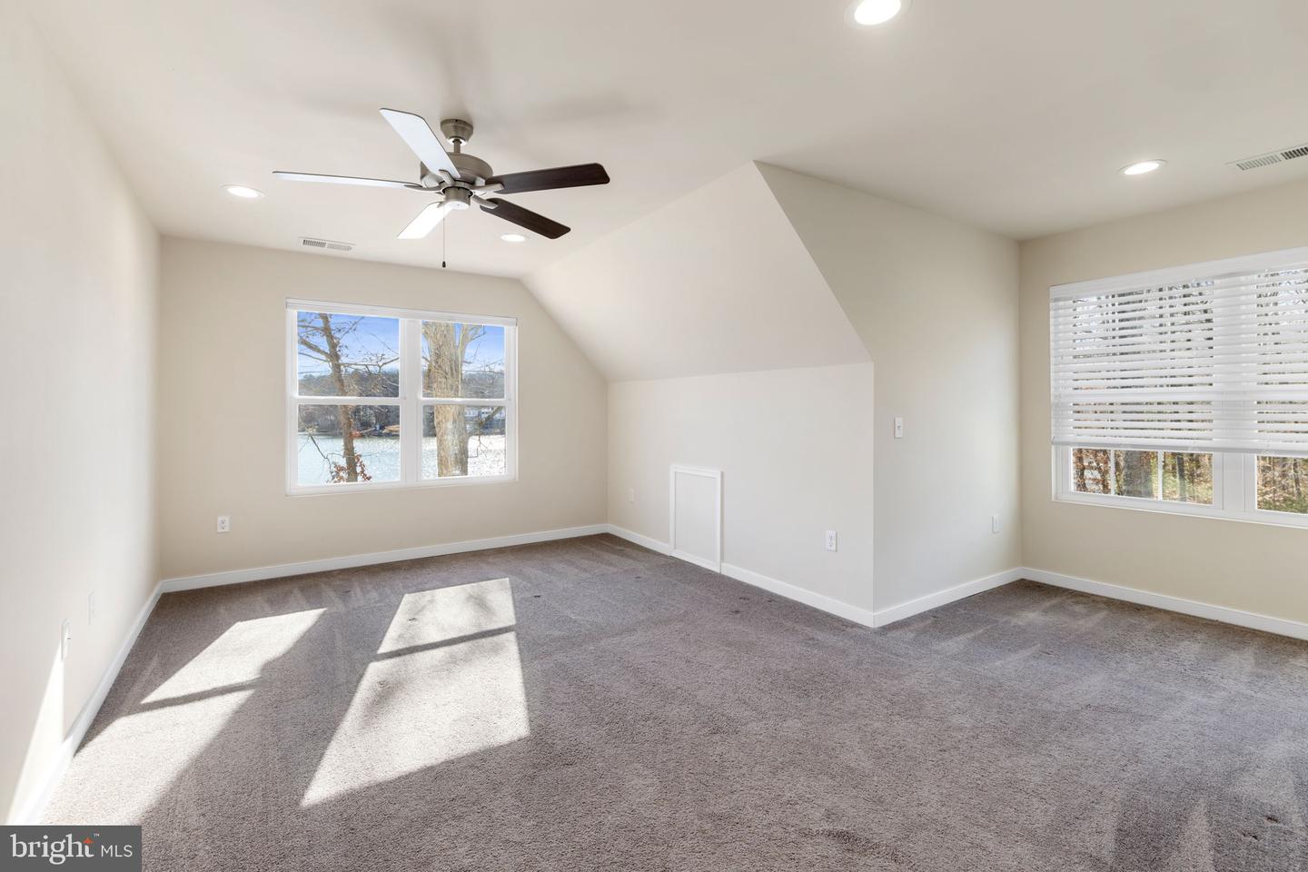 401 LAND 'OR DR, RUTHER GLEN, Virginia 22546, 4 Bedrooms Bedrooms, 1 Room Rooms,2 BathroomsBathrooms,Residential,For sale,401 LAND 'OR DR,VACV2009314 MLS # VACV2009314