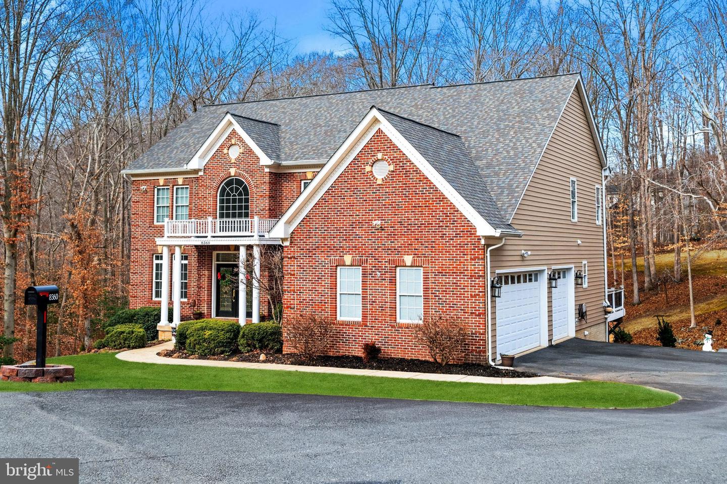 8360 HICKORY HOLLOW CT, MANASSAS, Virginia 20112, 5 Bedrooms Bedrooms, ,3 BathroomsBathrooms,Residential,For sale,8360 HICKORY HOLLOW CT,VAPW2109808 MLS # VAPW2109808