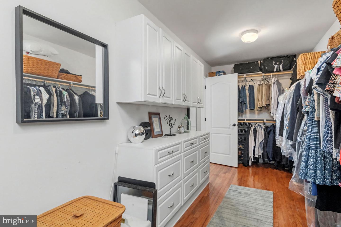 8360 HICKORY HOLLOW CT, MANASSAS, Virginia 20112, 5 Bedrooms Bedrooms, ,3 BathroomsBathrooms,Residential,For sale,8360 HICKORY HOLLOW CT,VAPW2109808 MLS # VAPW2109808