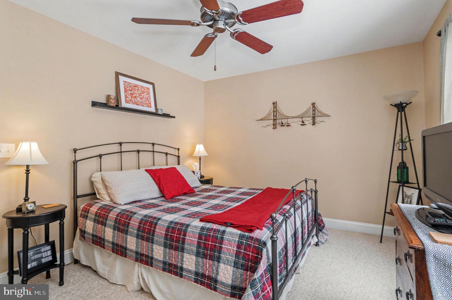 8360 HICKORY HOLLOW CT, MANASSAS, Virginia 20112, 5 Bedrooms Bedrooms, ,3 BathroomsBathrooms,Residential,For sale,8360 HICKORY HOLLOW CT,VAPW2109808 MLS # VAPW2109808