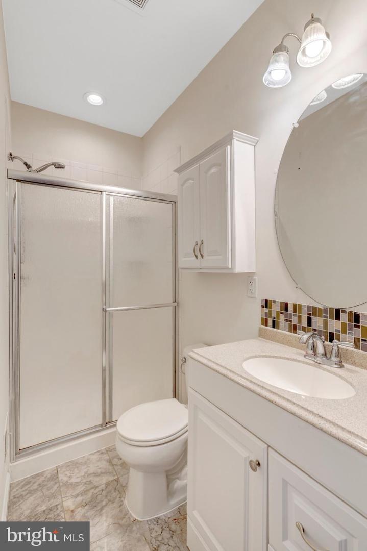 45768 WINDING BRANCH TER, STERLING, Virginia 20166, 3 Bedrooms Bedrooms, 7 Rooms Rooms,3 BathroomsBathrooms,Residential,For sale,45768 WINDING BRANCH TER,VALO2113230 MLS # VALO2113230