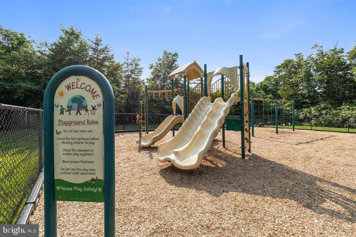 45768 WINDING BRANCH TER, STERLING, Virginia 20166, 3 Bedrooms Bedrooms, 7 Rooms Rooms,3 BathroomsBathrooms,Residential,For sale,45768 WINDING BRANCH TER,VALO2113230 MLS # VALO2113230