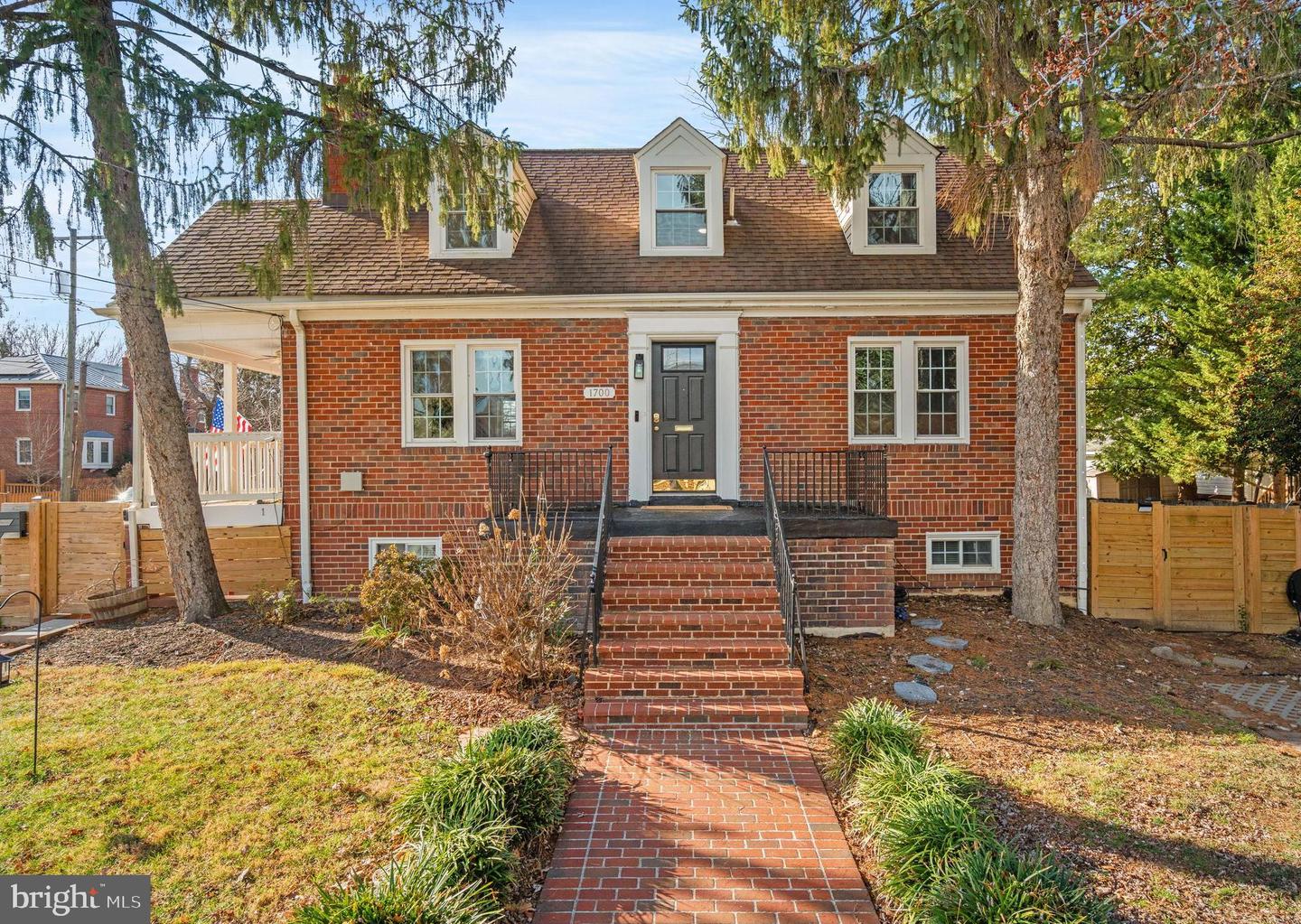 1700 DEWITT AVE, ALEXANDRIA, Virginia 22301, 6 Bedrooms Bedrooms, ,3 BathroomsBathrooms,Residential,For sale,1700 DEWITT AVE,VAAX2052788 MLS # VAAX2052788