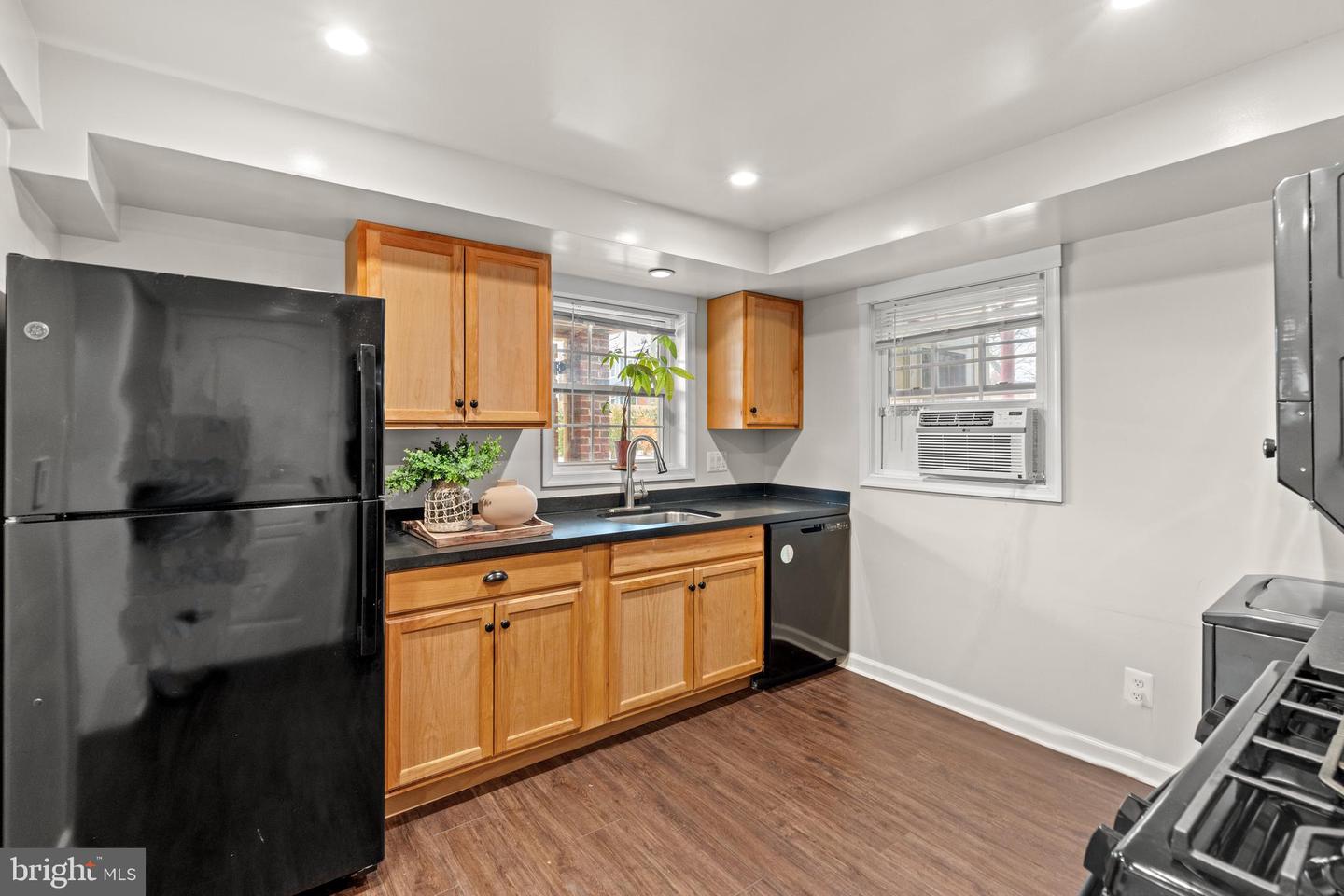 1700 DEWITT AVE, ALEXANDRIA, Virginia 22301, 6 Bedrooms Bedrooms, ,3 BathroomsBathrooms,Residential,For sale,1700 DEWITT AVE,VAAX2052788 MLS # VAAX2052788