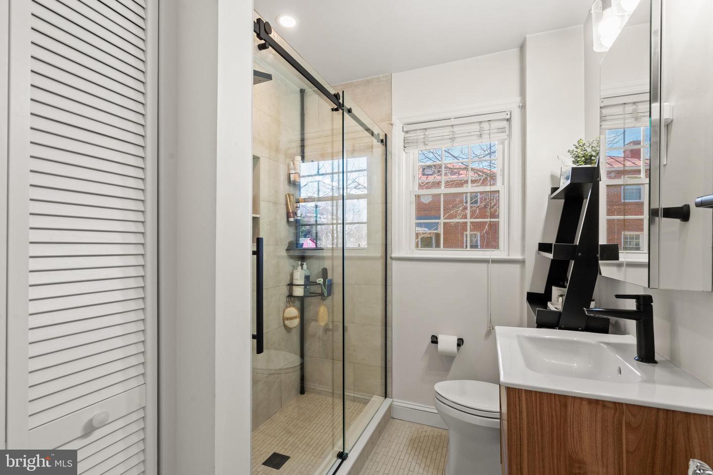 1700 DEWITT AVE, ALEXANDRIA, Virginia 22301, 6 Bedrooms Bedrooms, ,3 BathroomsBathrooms,Residential,For sale,1700 DEWITT AVE,VAAX2052788 MLS # VAAX2052788