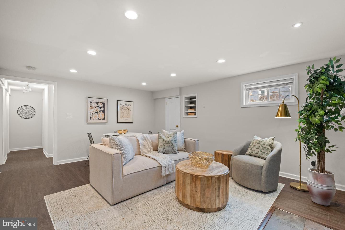 1700 DEWITT AVE, ALEXANDRIA, Virginia 22301, 6 Bedrooms Bedrooms, ,3 BathroomsBathrooms,Residential,For sale,1700 DEWITT AVE,VAAX2052788 MLS # VAAX2052788