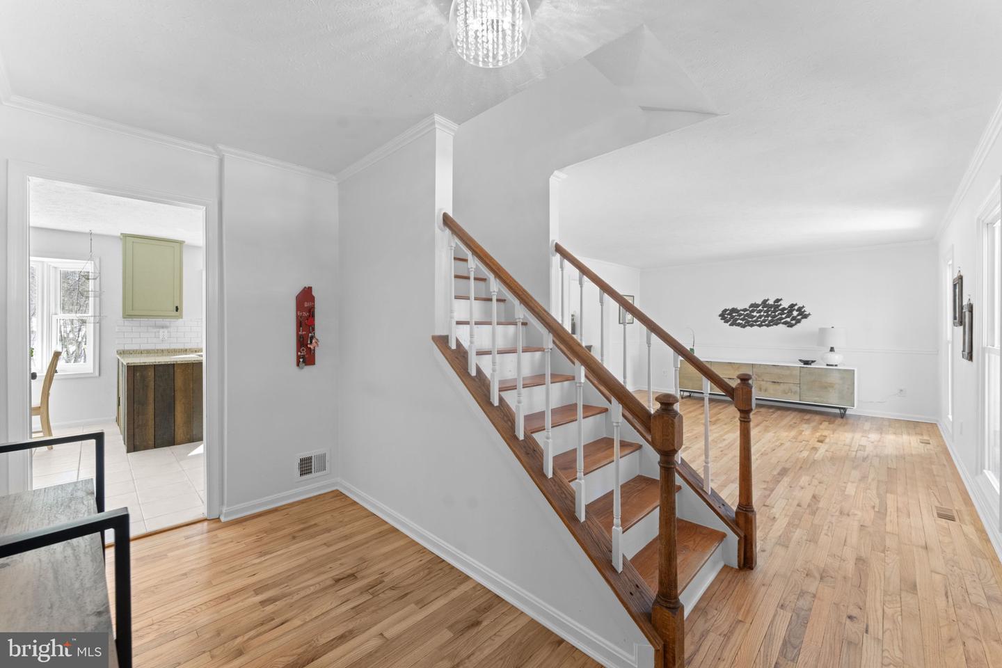 6099 RIVER FOREST DR, MANASSAS, Virginia 20112, 5 Bedrooms Bedrooms, ,2 BathroomsBathrooms,Residential,For sale,6099 RIVER FOREST DR,VAPW2109872 MLS # VAPW2109872