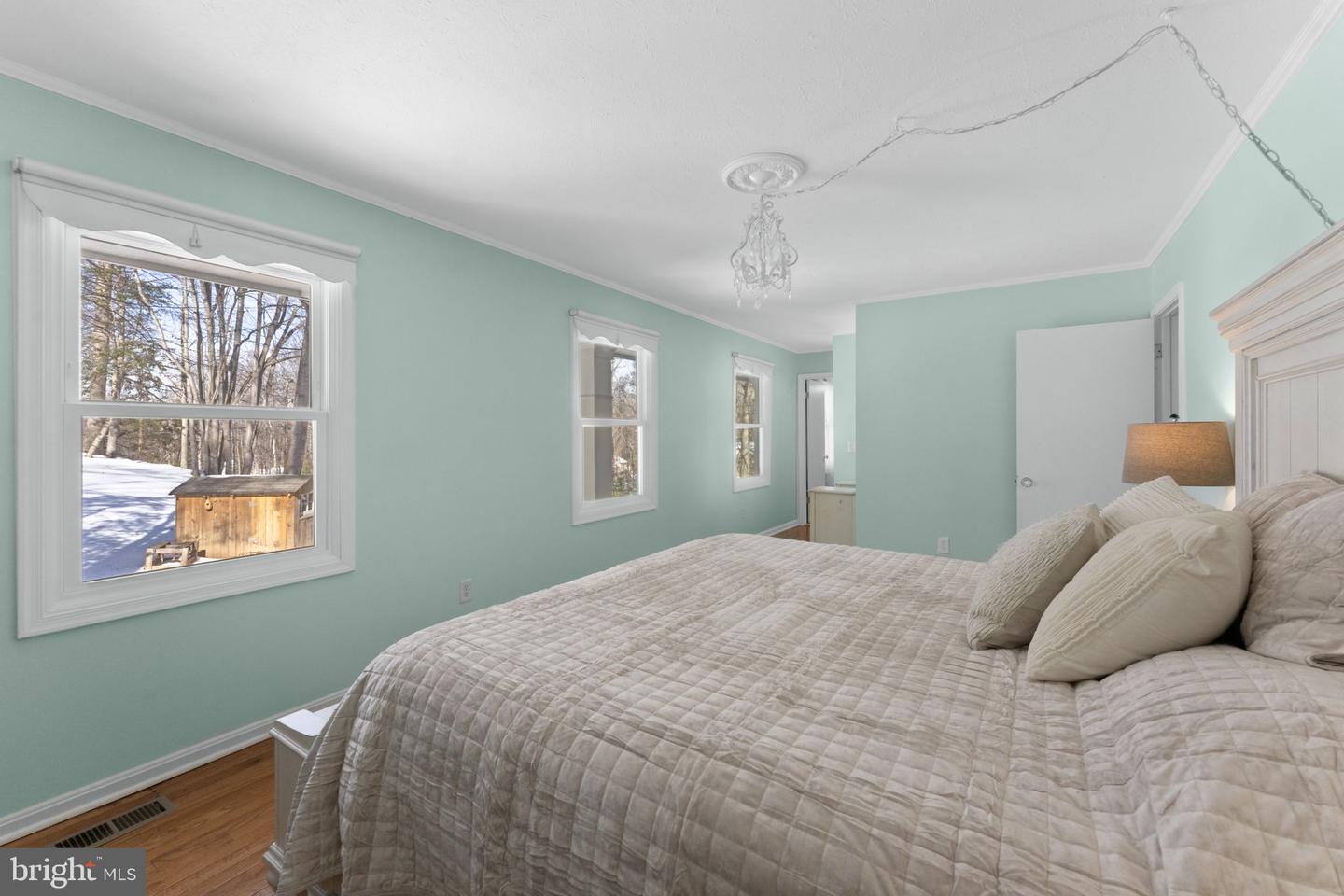 6099 RIVER FOREST DR, MANASSAS, Virginia 20112, 5 Bedrooms Bedrooms, ,2 BathroomsBathrooms,Residential,For sale,6099 RIVER FOREST DR,VAPW2109872 MLS # VAPW2109872