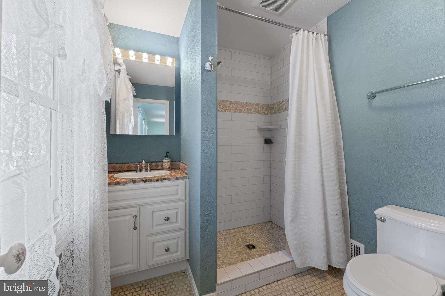 6099 RIVER FOREST DR, MANASSAS, Virginia 20112, 5 Bedrooms Bedrooms, ,2 BathroomsBathrooms,Residential,For sale,6099 RIVER FOREST DR,VAPW2109872 MLS # VAPW2109872