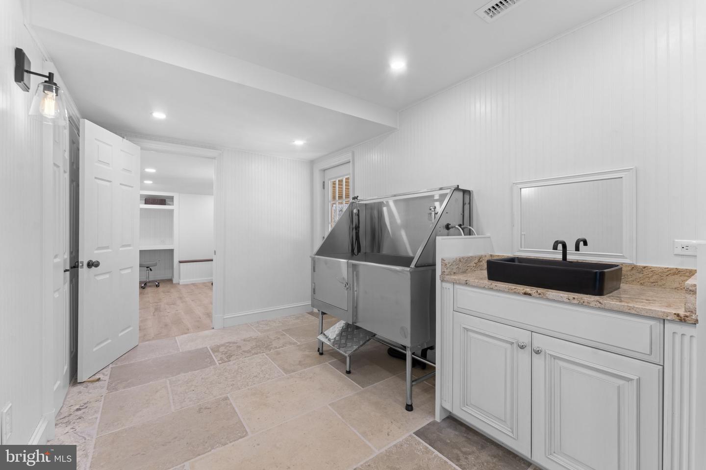 6099 RIVER FOREST DR, MANASSAS, Virginia 20112, 5 Bedrooms Bedrooms, ,2 BathroomsBathrooms,Residential,For sale,6099 RIVER FOREST DR,VAPW2109872 MLS # VAPW2109872