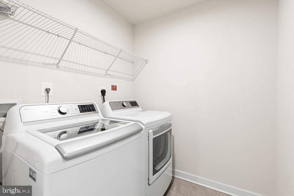 5428 HOLLEY OAK LN, FREDERICKSBURG, Virginia 22407, 4 Bedrooms Bedrooms, 8 Rooms Rooms,3 BathroomsBathrooms,Residential,For sale,5428 HOLLEY OAK LN,VASP2038400 MLS # VASP2038400