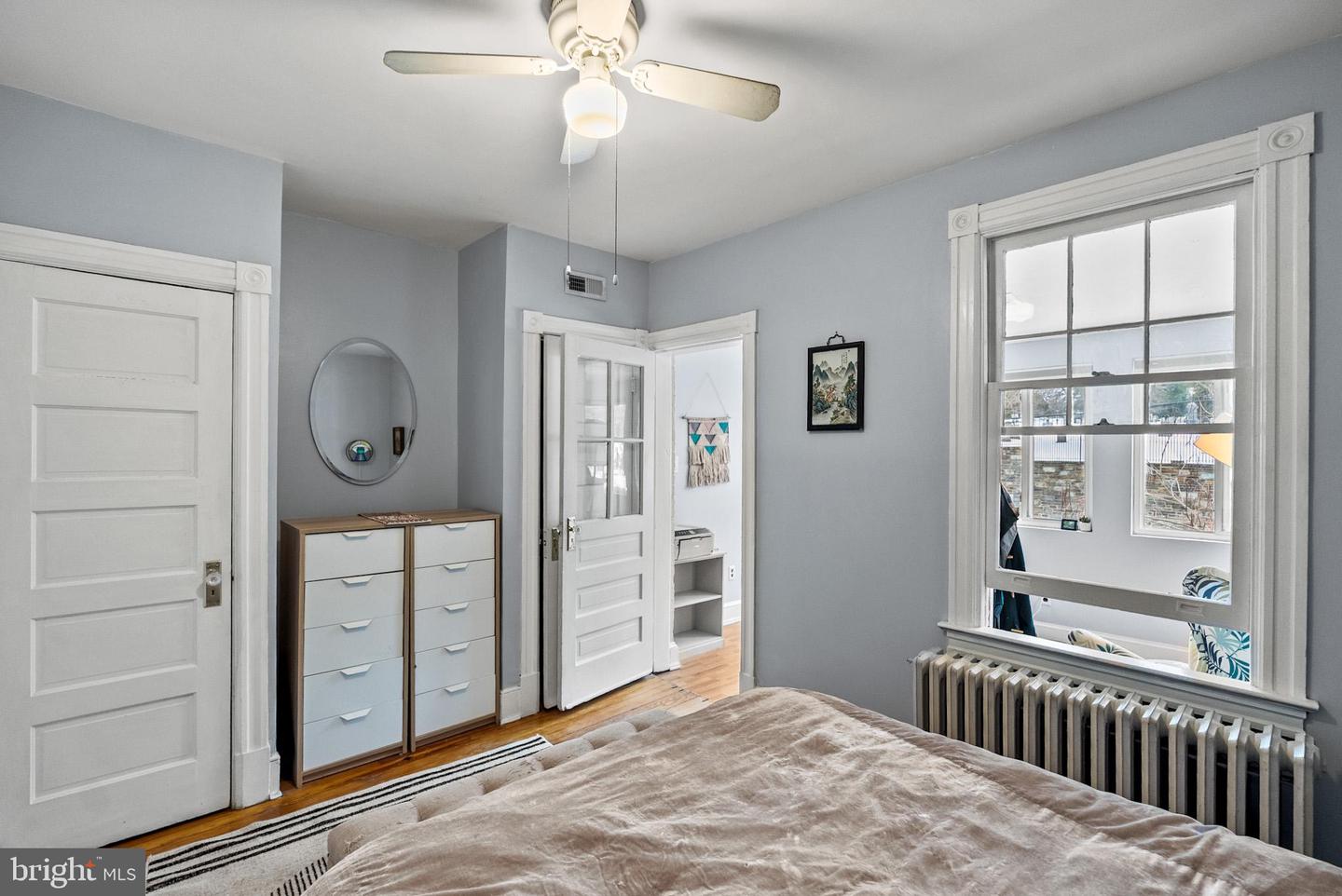 2422 2ND ST NE, WASHINGTON, District Of Columbia 20002, 2 Bedrooms Bedrooms, ,2 BathroomsBathrooms,Residential,For sale,2422 2ND ST NE,DCDC2239964 MLS # DCDC2239964