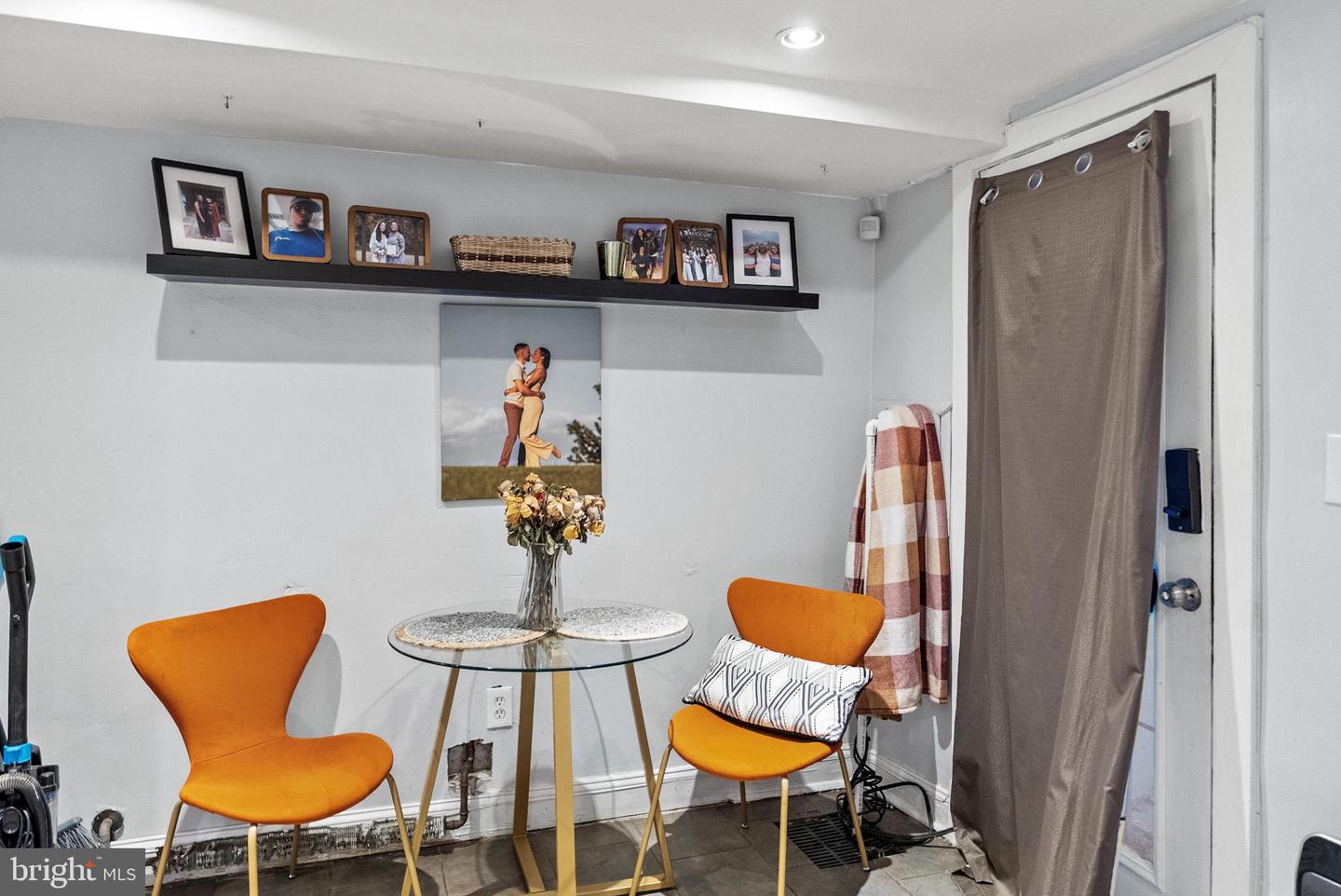 2422 2ND ST NE, WASHINGTON, District Of Columbia 20002, 2 Bedrooms Bedrooms, ,2 BathroomsBathrooms,Residential,For sale,2422 2ND ST NE,DCDC2239964 MLS # DCDC2239964