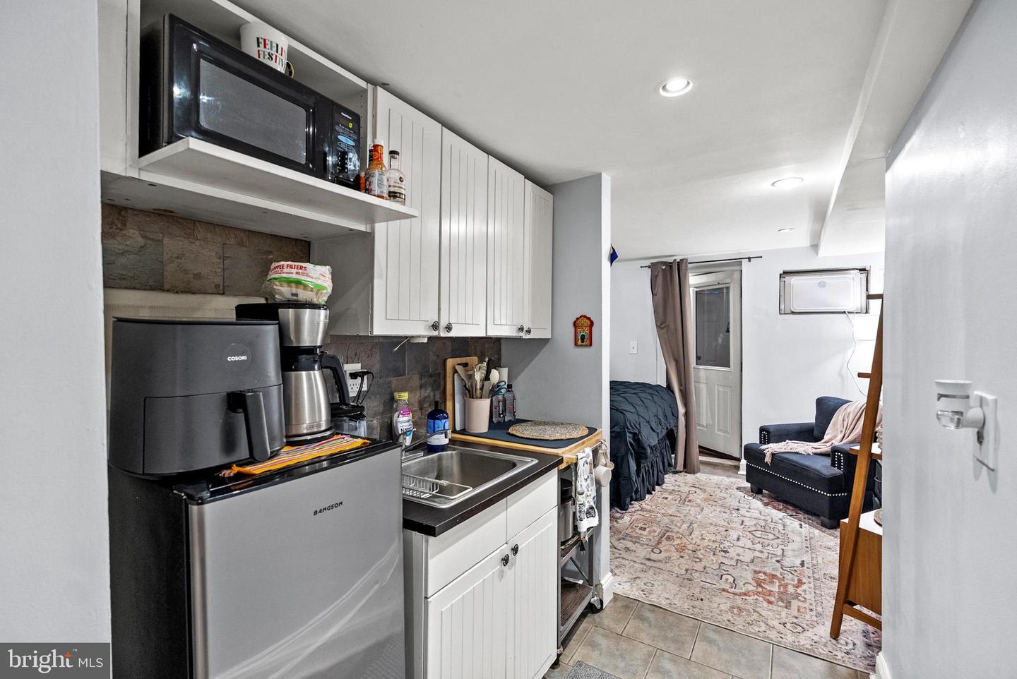 2422 2ND ST NE, WASHINGTON, District Of Columbia 20002, 2 Bedrooms Bedrooms, ,2 BathroomsBathrooms,Residential,For sale,2422 2ND ST NE,DCDC2239964 MLS # DCDC2239964