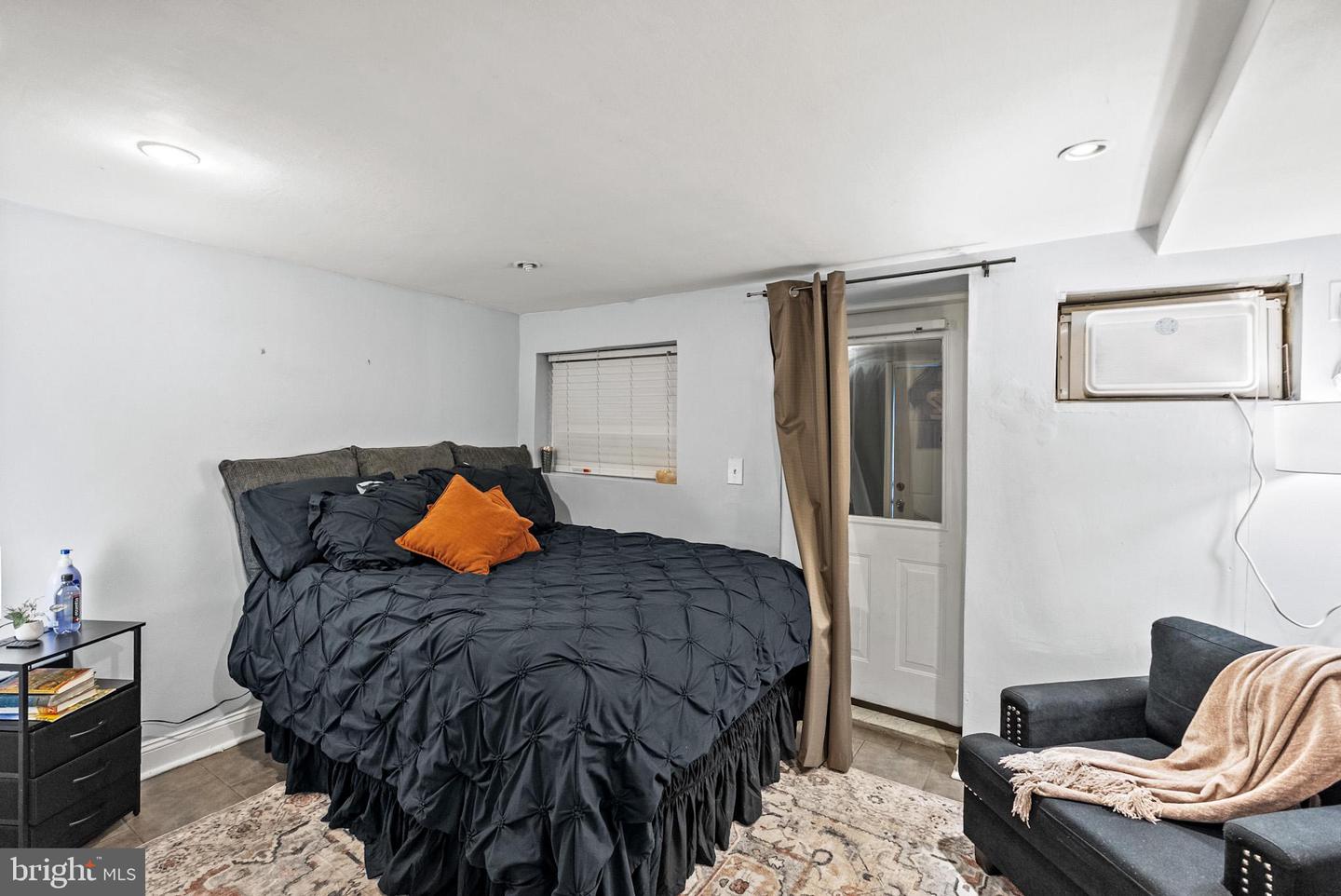 2422 2ND ST NE, WASHINGTON, District Of Columbia 20002, 2 Bedrooms Bedrooms, ,2 BathroomsBathrooms,Residential,For sale,2422 2ND ST NE,DCDC2239964 MLS # DCDC2239964