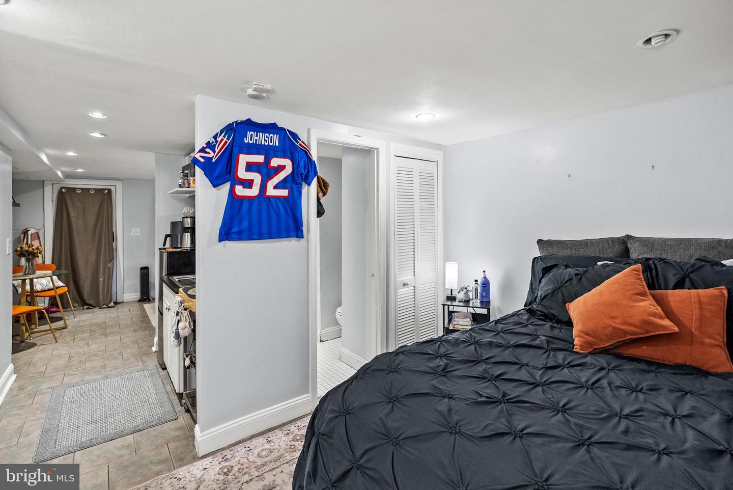 2422 2ND ST NE, WASHINGTON, District Of Columbia 20002, 2 Bedrooms Bedrooms, ,2 BathroomsBathrooms,Residential,For sale,2422 2ND ST NE,DCDC2239964 MLS # DCDC2239964