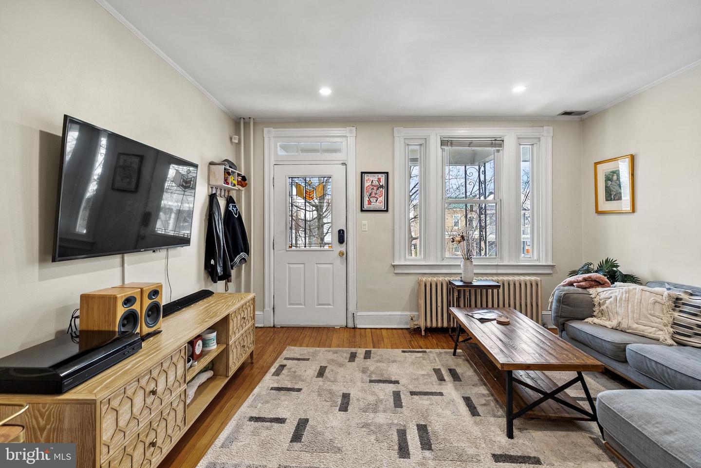 2422 2ND ST NE, WASHINGTON, District Of Columbia 20002, 2 Bedrooms Bedrooms, ,2 BathroomsBathrooms,Residential,For sale,2422 2ND ST NE,DCDC2239964 MLS # DCDC2239964