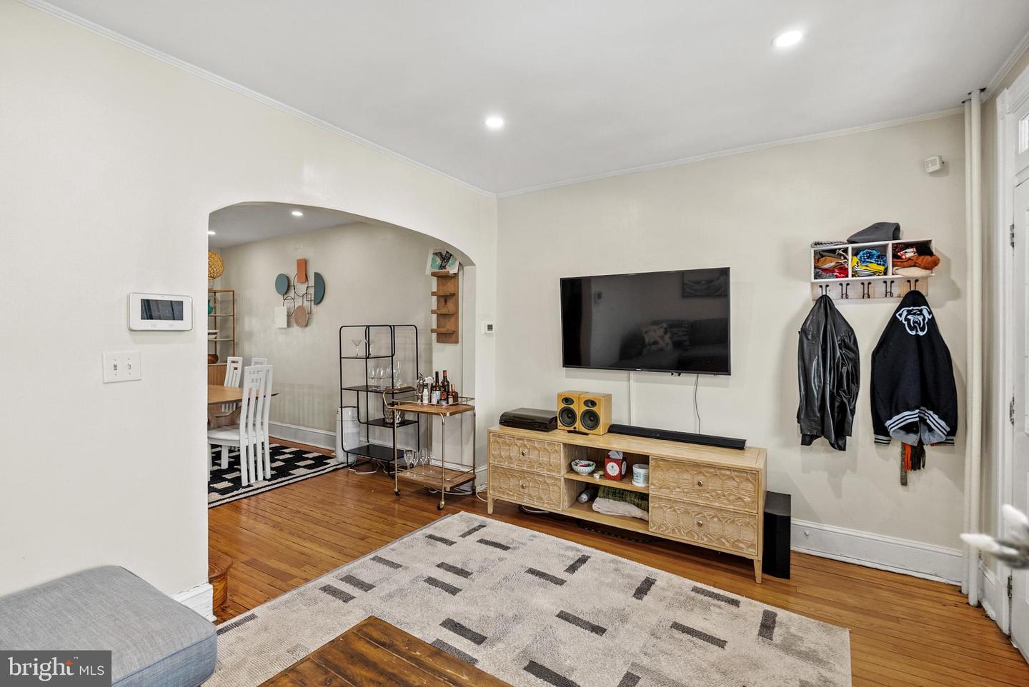 2422 2ND ST NE, WASHINGTON, District Of Columbia 20002, 2 Bedrooms Bedrooms, ,2 BathroomsBathrooms,Residential,For sale,2422 2ND ST NE,DCDC2239964 MLS # DCDC2239964