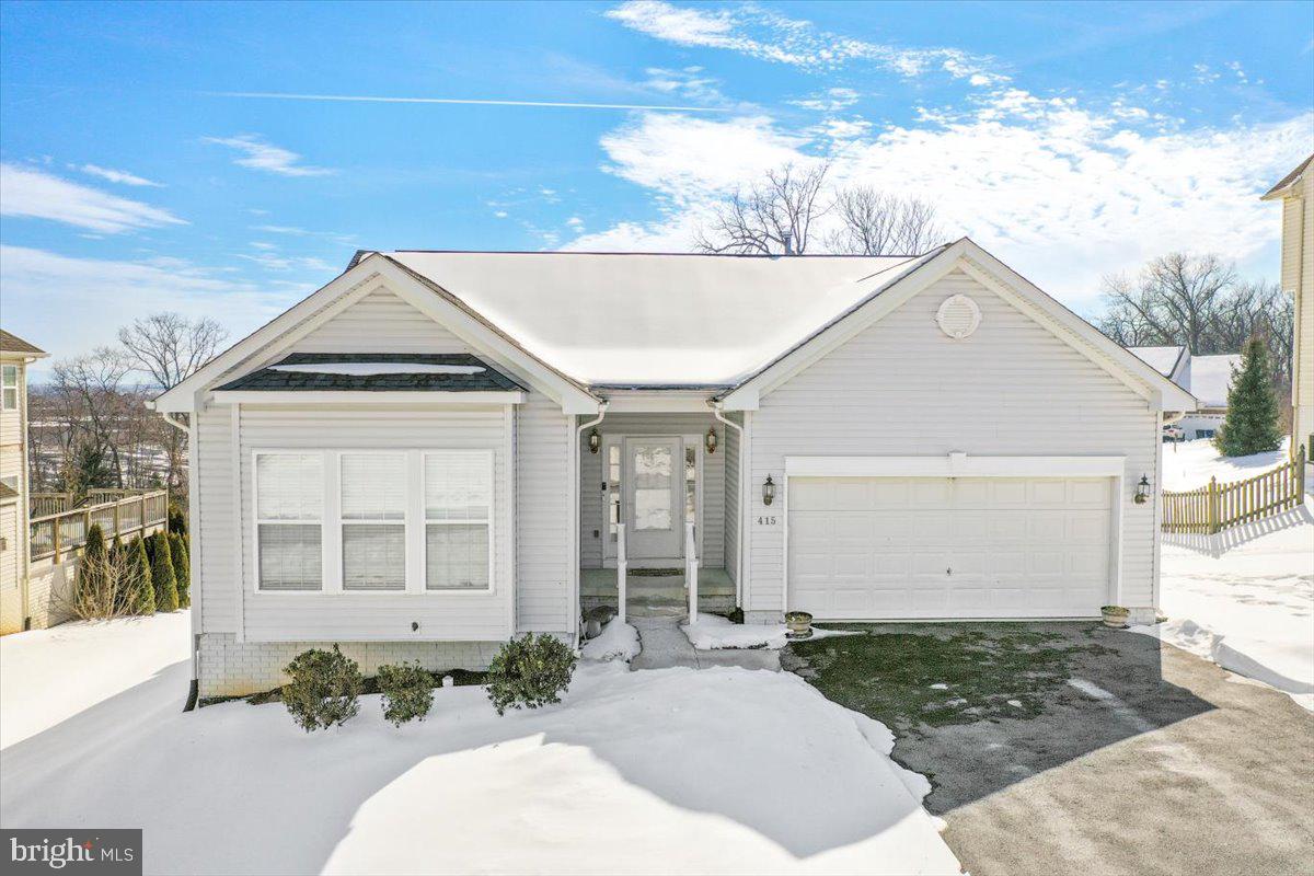 415 FORTRESS DR, WINCHESTER, Virginia 22603, 3 Bedrooms Bedrooms, ,2 BathroomsBathrooms,Residential,For sale,415 FORTRESS DR,VAFV2038786 MLS # VAFV2038786