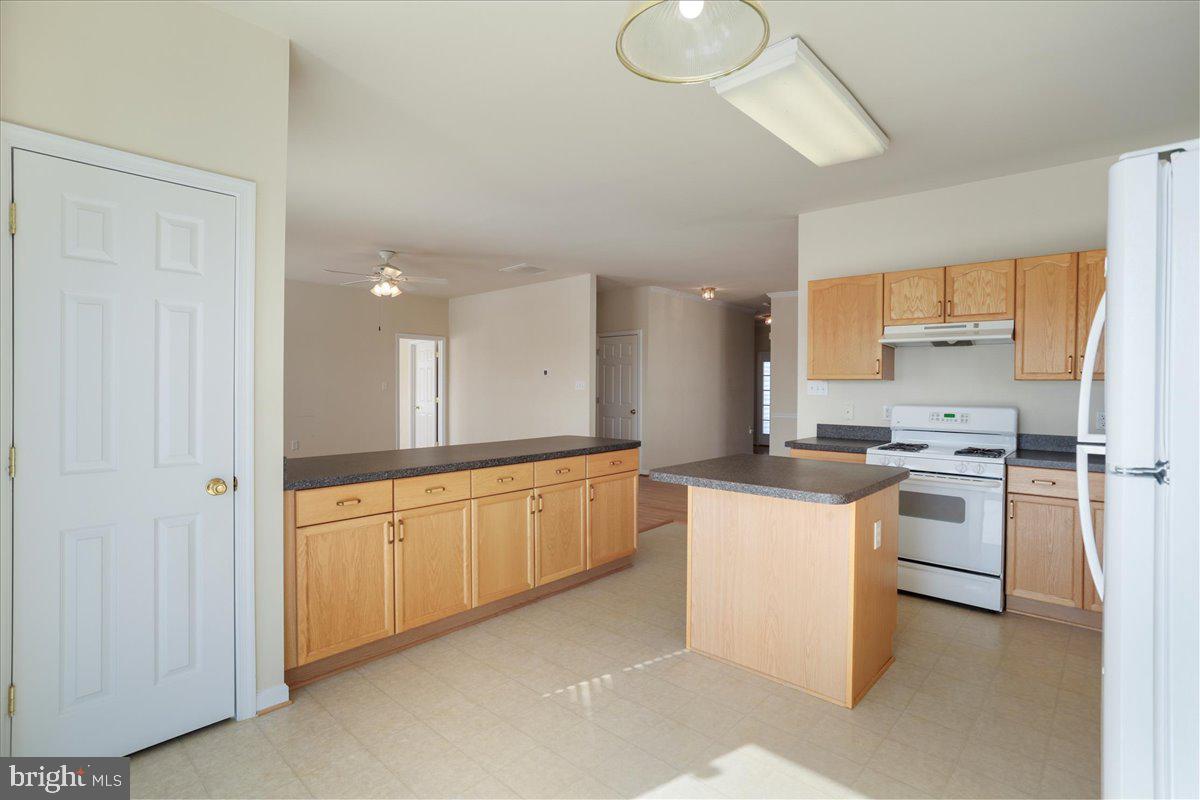 415 FORTRESS DR, WINCHESTER, Virginia 22603, 3 Bedrooms Bedrooms, ,2 BathroomsBathrooms,Residential,For sale,415 FORTRESS DR,VAFV2038786 MLS # VAFV2038786