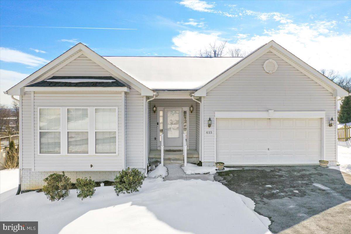 415 FORTRESS DR, WINCHESTER, Virginia 22603, 3 Bedrooms Bedrooms, ,2 BathroomsBathrooms,Residential,For sale,415 FORTRESS DR,VAFV2038786 MLS # VAFV2038786