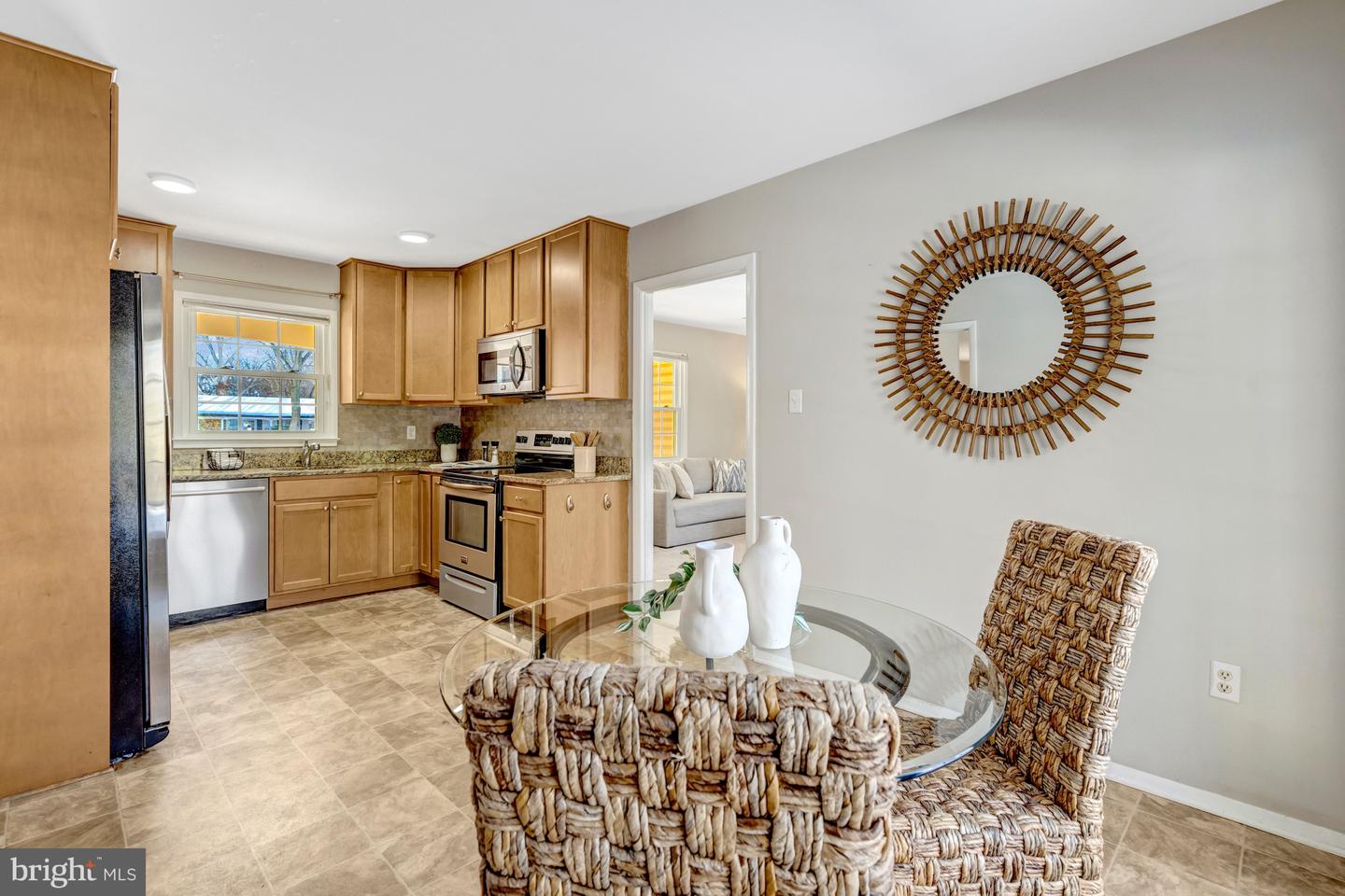 13128 MOSS RANCH LN, FAIRFAX, Virginia 22033, 4 Bedrooms Bedrooms, ,2 BathroomsBathrooms,Residential,For sale,13128 MOSS RANCH LN,VAFX2284820 MLS # VAFX2284820