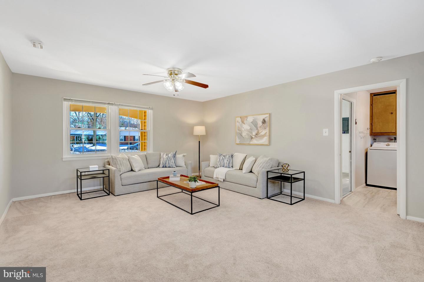 13128 MOSS RANCH LN, FAIRFAX, Virginia 22033, 4 Bedrooms Bedrooms, ,2 BathroomsBathrooms,Residential,For sale,13128 MOSS RANCH LN,VAFX2284820 MLS # VAFX2284820