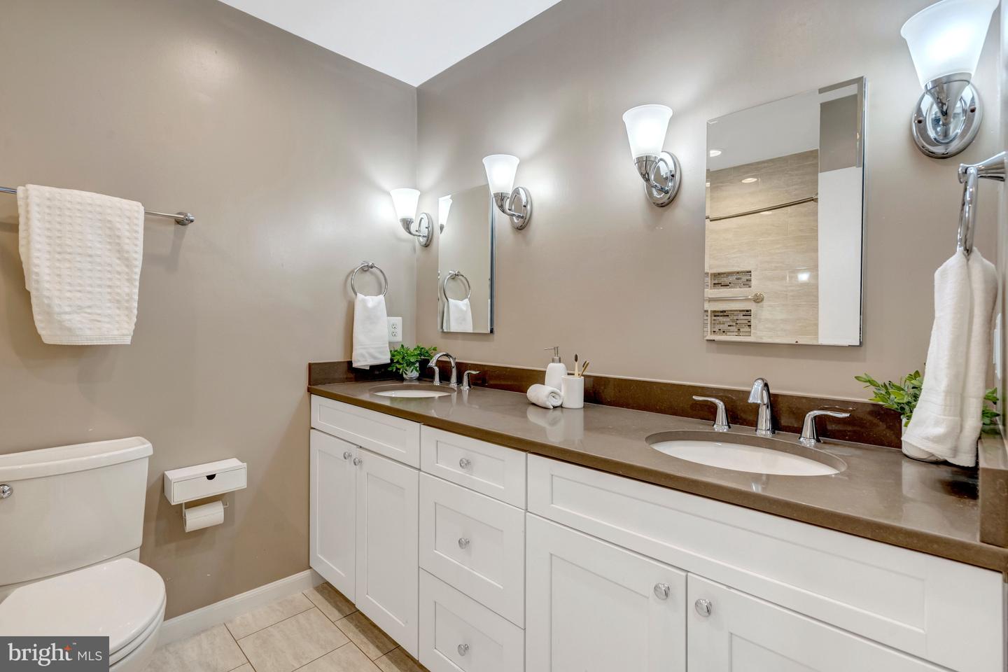 13128 MOSS RANCH LN, FAIRFAX, Virginia 22033, 4 Bedrooms Bedrooms, ,2 BathroomsBathrooms,Residential,For sale,13128 MOSS RANCH LN,VAFX2284820 MLS # VAFX2284820