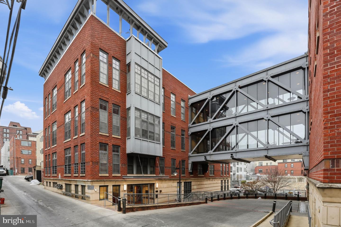 2328 CHAMPLAIN ST NW #302, WASHINGTON, District Of Columbia 20009, 2 Bedrooms Bedrooms, 5 Rooms Rooms,2 BathroomsBathrooms,Residential,For sale,2328 CHAMPLAIN ST NW #302,DCDC2241078 MLS # DCDC2241078