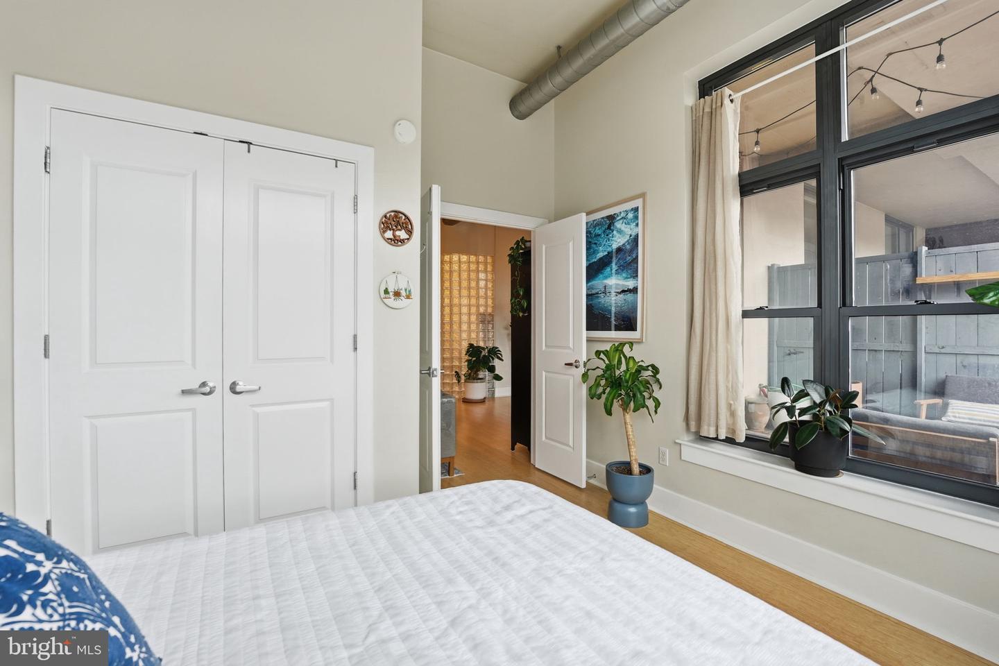 2328 CHAMPLAIN ST NW #302, WASHINGTON, District Of Columbia 20009, 2 Bedrooms Bedrooms, 5 Rooms Rooms,2 BathroomsBathrooms,Residential,For sale,2328 CHAMPLAIN ST NW #302,DCDC2241078 MLS # DCDC2241078