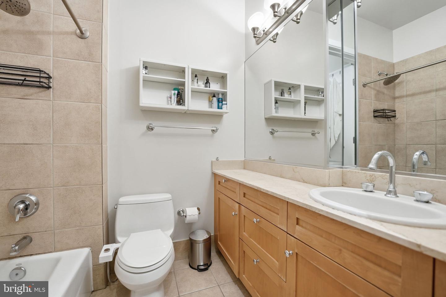2328 CHAMPLAIN ST NW #302, WASHINGTON, District Of Columbia 20009, 2 Bedrooms Bedrooms, 5 Rooms Rooms,2 BathroomsBathrooms,Residential,For sale,2328 CHAMPLAIN ST NW #302,DCDC2241078 MLS # DCDC2241078