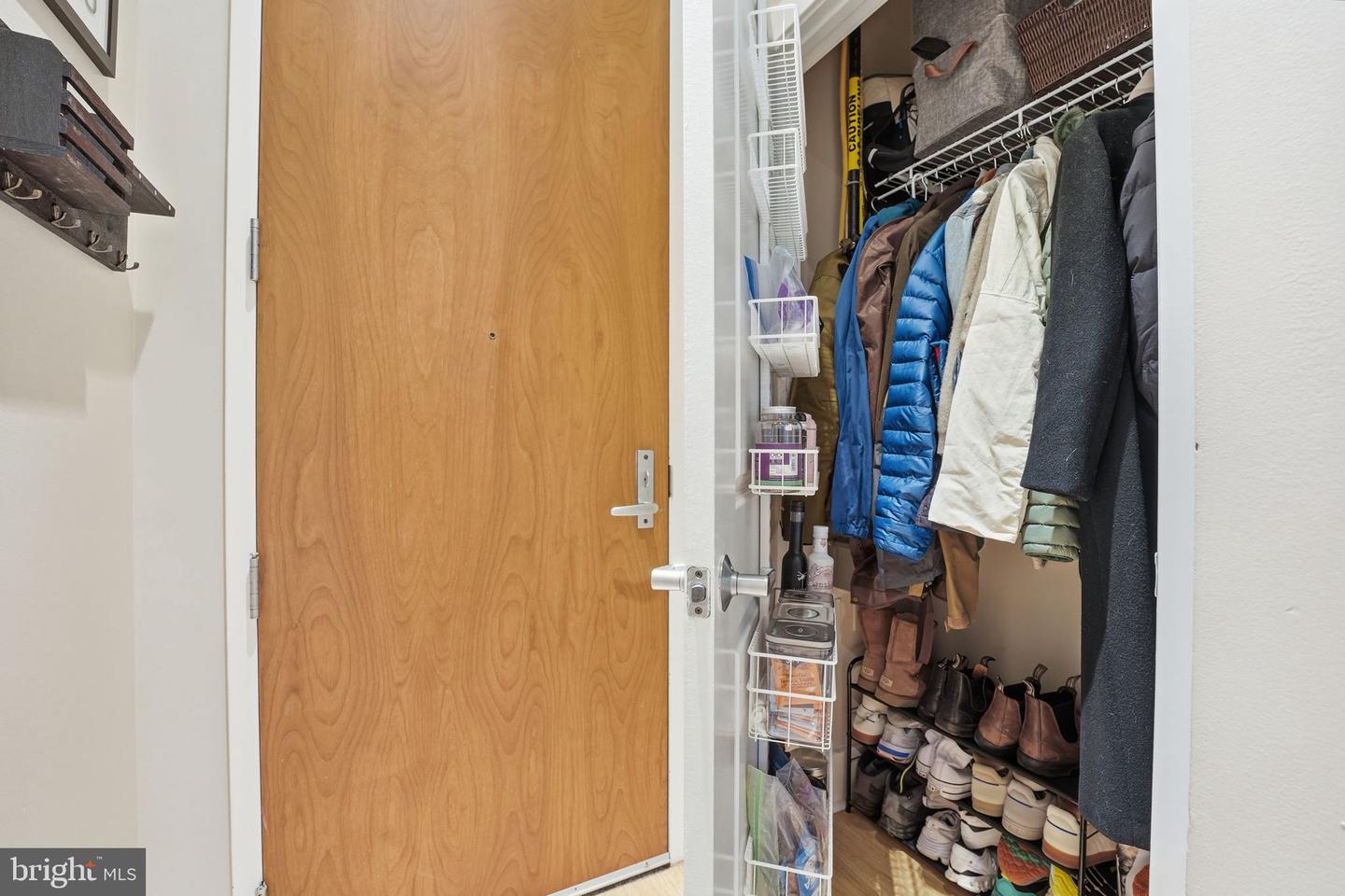 2328 CHAMPLAIN ST NW #302, WASHINGTON, District Of Columbia 20009, 2 Bedrooms Bedrooms, 5 Rooms Rooms,2 BathroomsBathrooms,Residential,For sale,2328 CHAMPLAIN ST NW #302,DCDC2241078 MLS # DCDC2241078