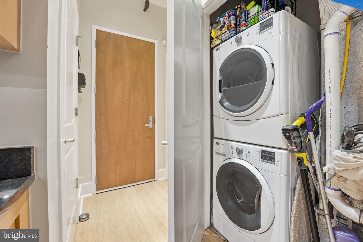 2328 CHAMPLAIN ST NW #302, WASHINGTON, District Of Columbia 20009, 2 Bedrooms Bedrooms, 5 Rooms Rooms,2 BathroomsBathrooms,Residential,For sale,2328 CHAMPLAIN ST NW #302,DCDC2241078 MLS # DCDC2241078