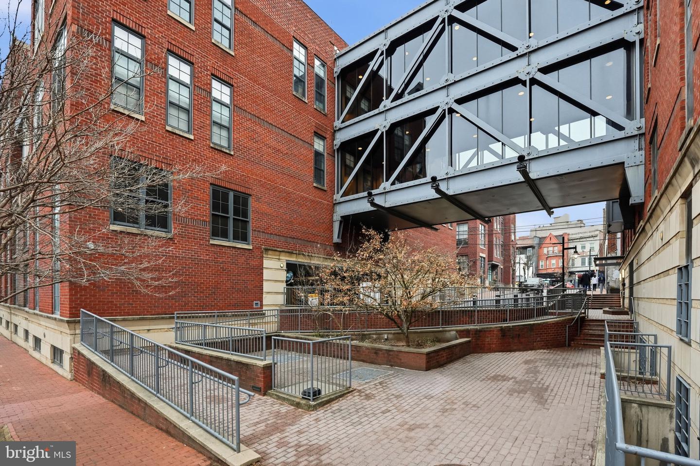 2328 CHAMPLAIN ST NW #302, WASHINGTON, District Of Columbia 20009, 2 Bedrooms Bedrooms, 5 Rooms Rooms,2 BathroomsBathrooms,Residential,For sale,2328 CHAMPLAIN ST NW #302,DCDC2241078 MLS # DCDC2241078