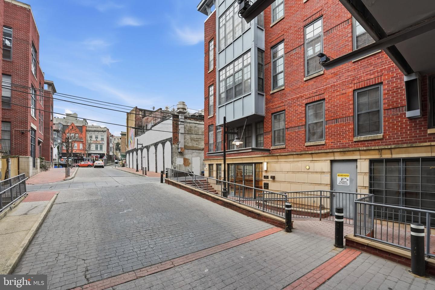 2328 CHAMPLAIN ST NW #302, WASHINGTON, District Of Columbia 20009, 2 Bedrooms Bedrooms, 5 Rooms Rooms,2 BathroomsBathrooms,Residential,For sale,2328 CHAMPLAIN ST NW #302,DCDC2241078 MLS # DCDC2241078