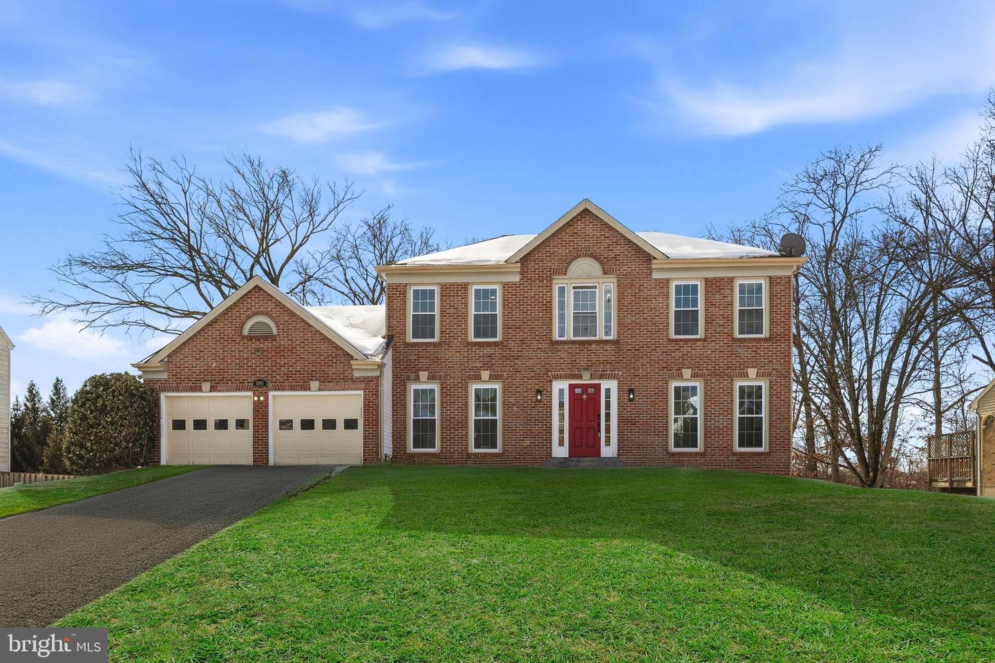 12011 MEADOWVILLE CT, HERNDON, Virginia 20170, 6 Bedrooms Bedrooms, ,3 BathroomsBathrooms,Residential,For sale,12011 MEADOWVILLE CT,VAFX2285512 MLS # VAFX2285512