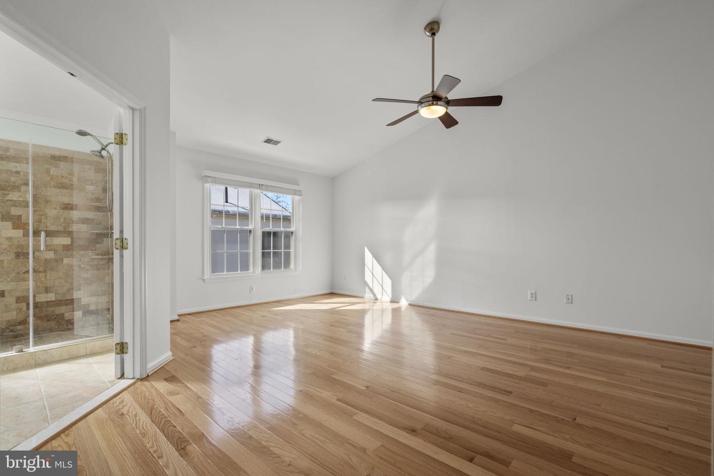 10505 CAPTAIN JOHN SMITH CT, FAIRFAX, Virginia 22030, 3 Bedrooms Bedrooms, ,2 BathroomsBathrooms,Residential,For sale,10505 CAPTAIN JOHN SMITH CT,VAFC2007644 MLS # VAFC2007644